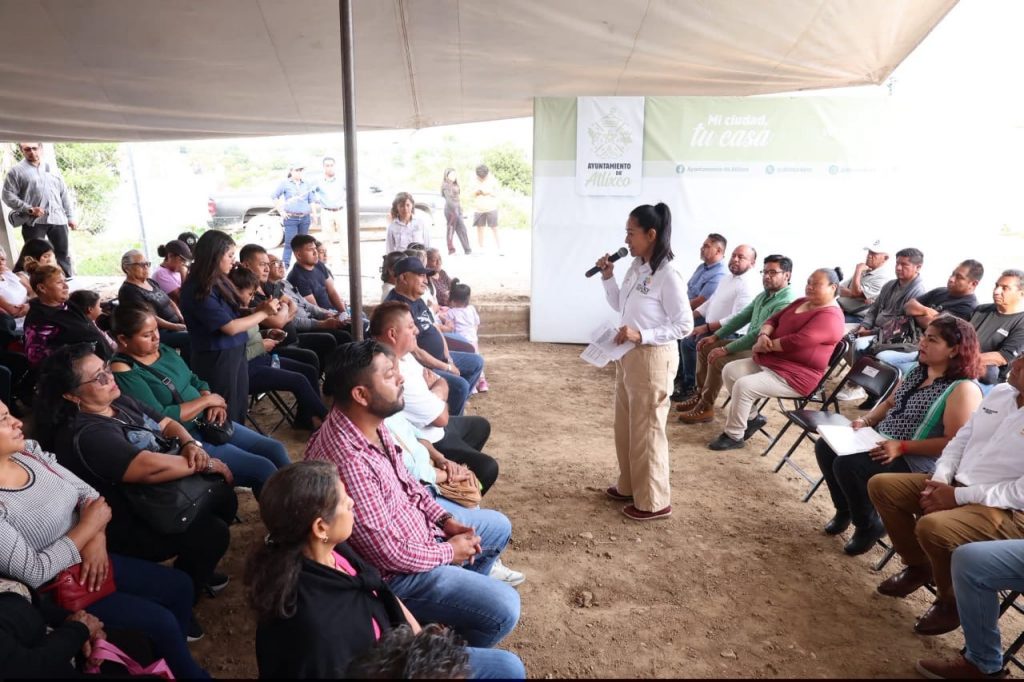 ATLIXCO AVANZA GRACIAS A LAS OBRAS CON SENTIDO SOCIAL: ARIADNA AYALA INICIA 
