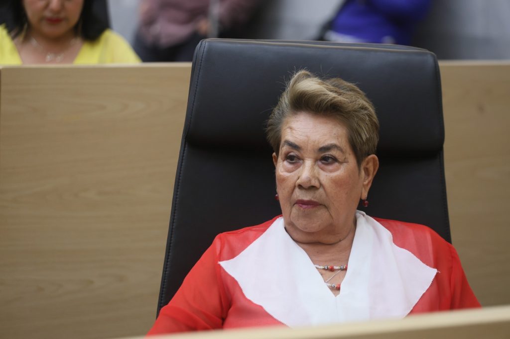 Diputada Modesta Delgado Juárez, en el congreso en Sesión Extraordinaria