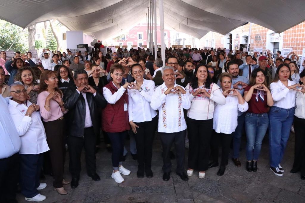ARIADNA AYALA RECIBE AL SECRETARIO DE EDUCACIÓN EN JORNADA “POR AMOR A PUEBLA” EN ATLIXCO