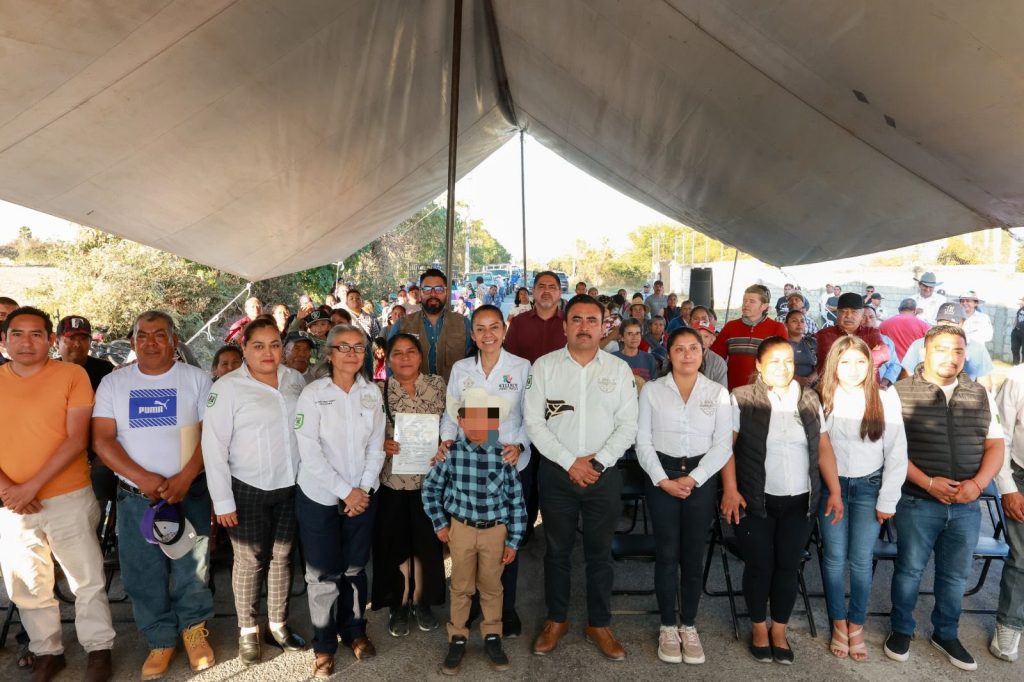 ARIADNA AYALA ENTREGA LA REHABILITACIÓN DEL PUENTE ALCATARILLA EN ATLIXCO