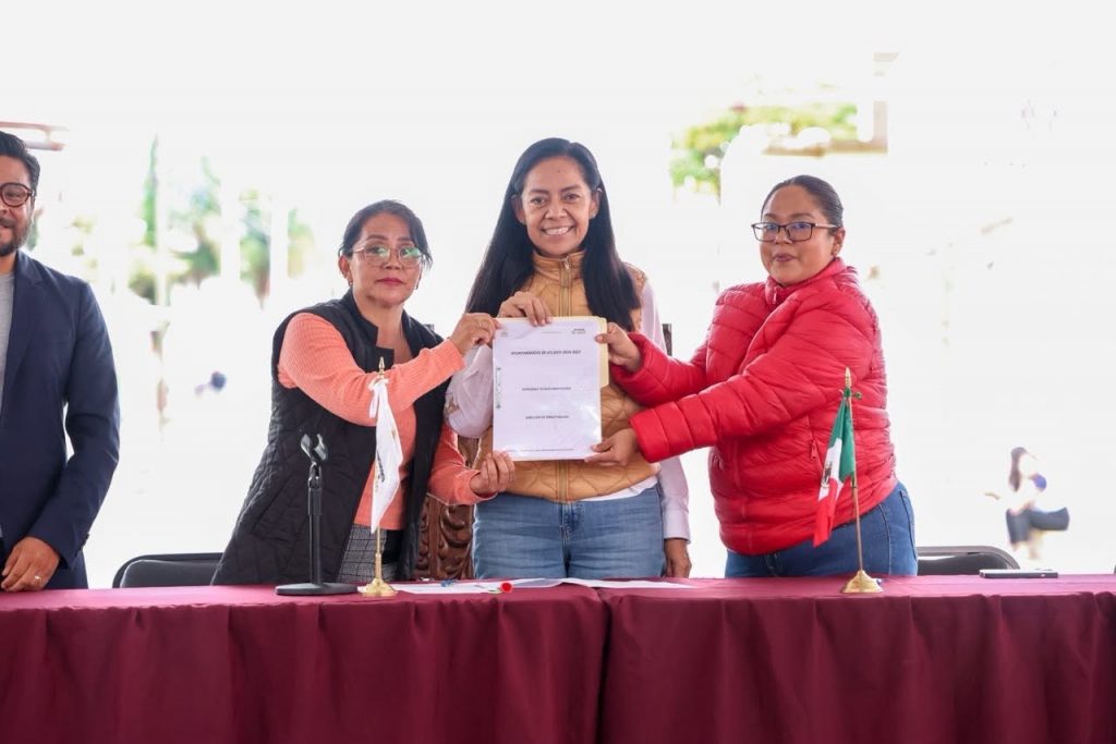 TRASCENDENTE DÍA EN ATLIXCO: ARIADNA AYALA LLEVA EL CABILDO A LAS CALLES Y CUMPLE DEMANDA HISTÓRICA